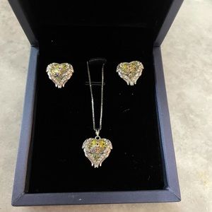 Sterling silver cubic zirconia jewelry set